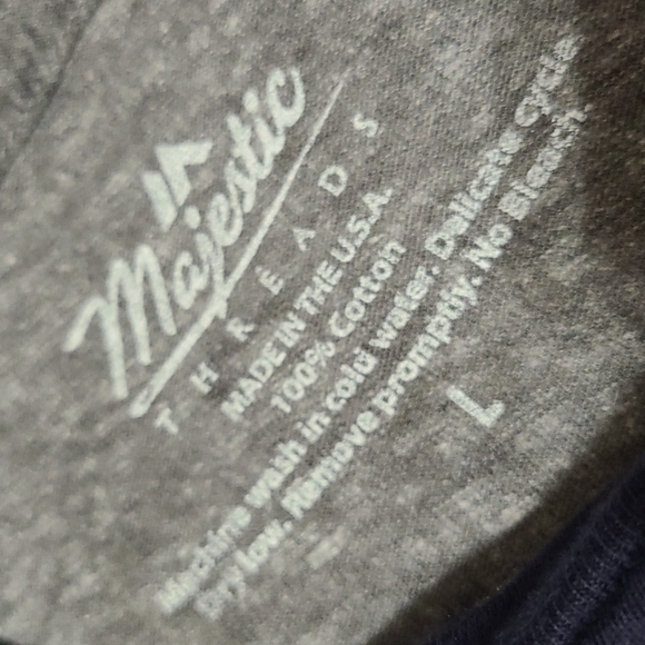 Chicago Bears NWT soft tee - Picture 3 of 4